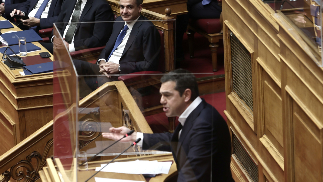 Αρένα η Βουλή: «Ετοιμοπόλεμη» η κυβέρνηση - Θα τολμήσει ο ΣΥΡΙΖΑ την πρόταση δυσπιστίας;