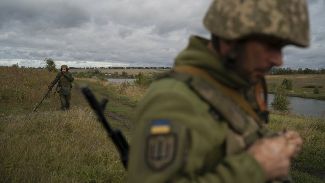 Πόλεμος στην Ουκρανία: Η Μπαχμούτ περικυκλώνεται από τις δυνάμεις της Ρωσίας, λένε οι Βρετανοί