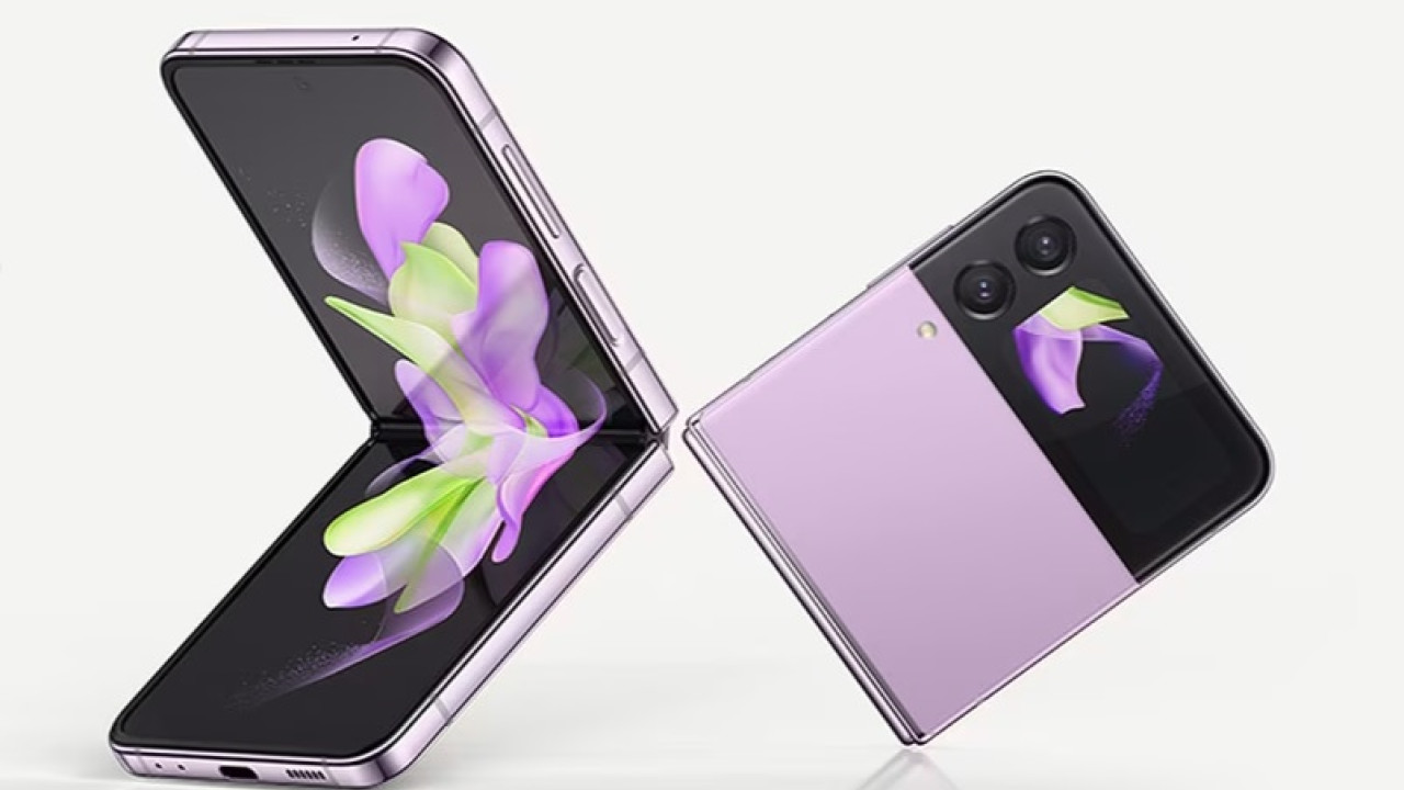 Samsung: Αλλάζει ριζικά την εξωτερική οθόνη του «μικρού» αναδιπλούμενου Flip 5; Φωτογραφία 4 z flip 4 sam photo