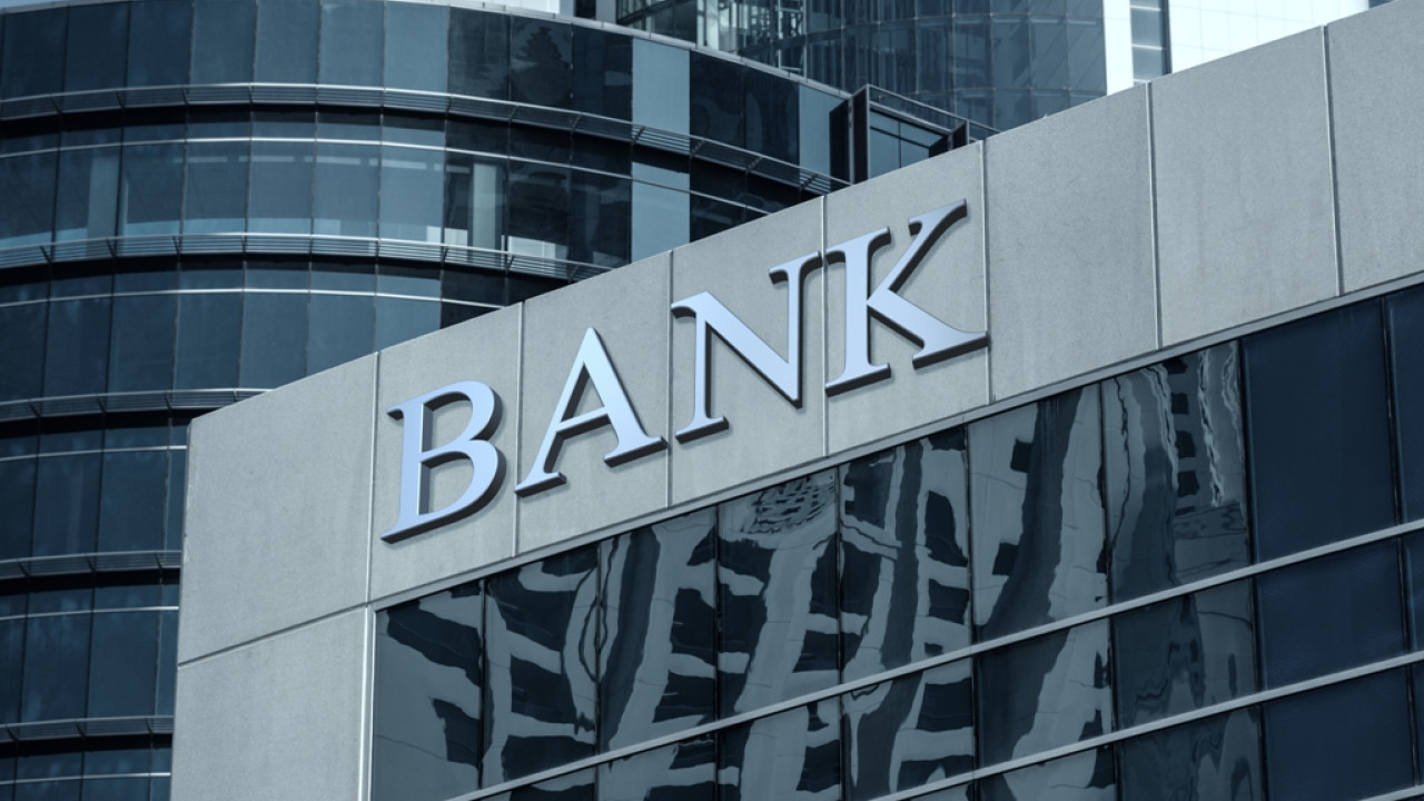 Ελληνική Ένωση Τραπεζών: Μειώνεται η επιτοκιακή ψαλίδα μεταξύ νέων δανείων και καταθέσεων