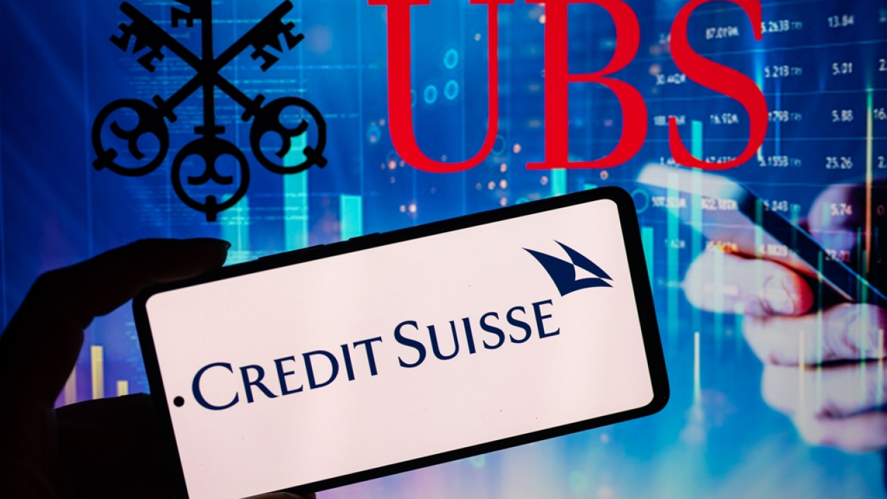 Η UBS ετοιμάζεται να καταργήσει 35.000 θέσεις εργασίας μετά την εξαγορά της Credit Suisse