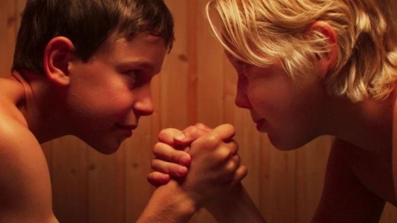 Ευρωπαϊκή Ένωση Παιδικού Κινηματογράφου: Η ταινία «Αγόρια στο ντους» δεν είναι πορνό – Κάνει λόγο για «κύμα ηθικού πανικού»