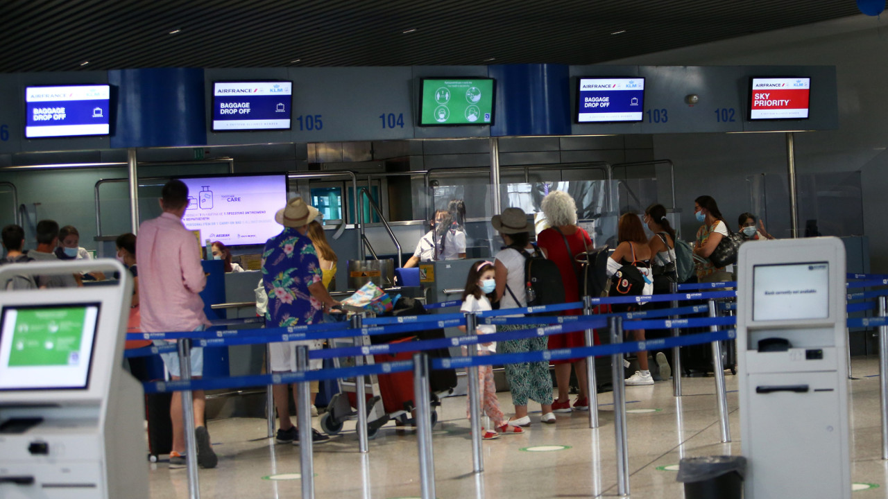 «Πέταξε» η επιβατική κίνηση στο «Ελευθέριος Βενιζέλος»: Πάνω από 3,2 εκατ. επιβάτες τον Ιούλιο