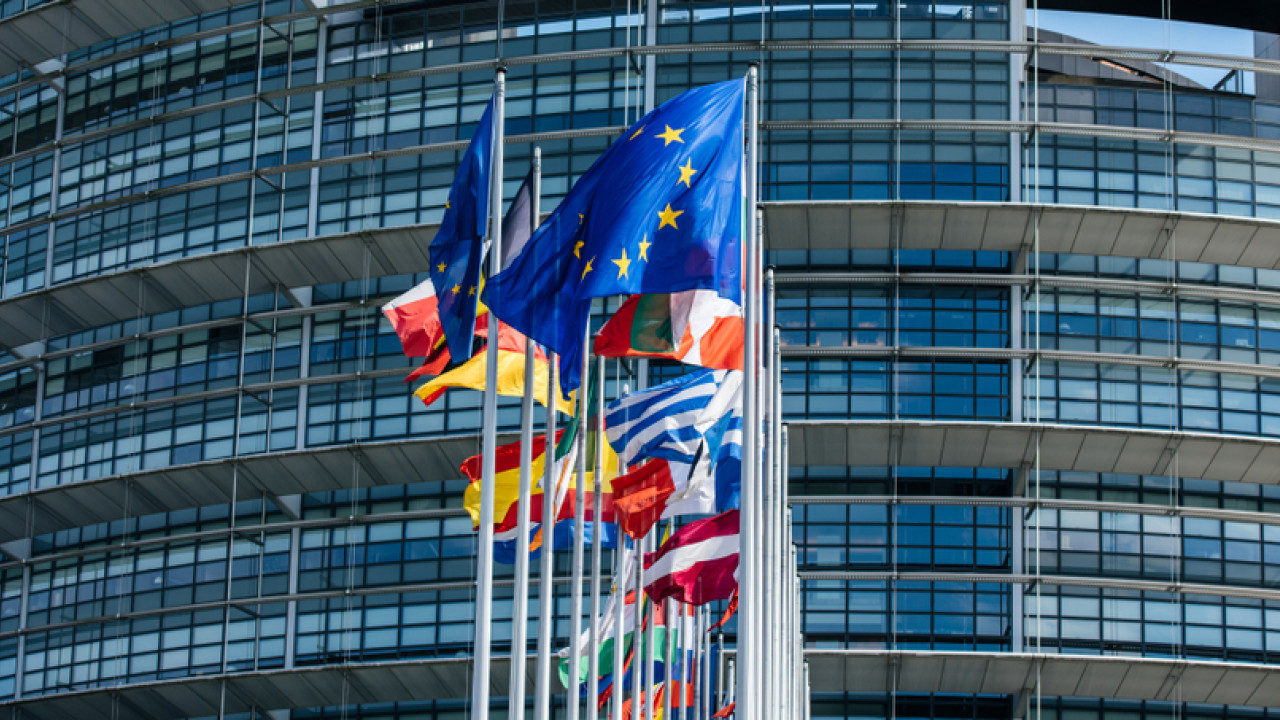 Δεκατρία κράτη-μέλη, μεταξύ τους και η Ελλάδα, ζήτησαν δάνειο από το Ταμείο Ανάκαμψης