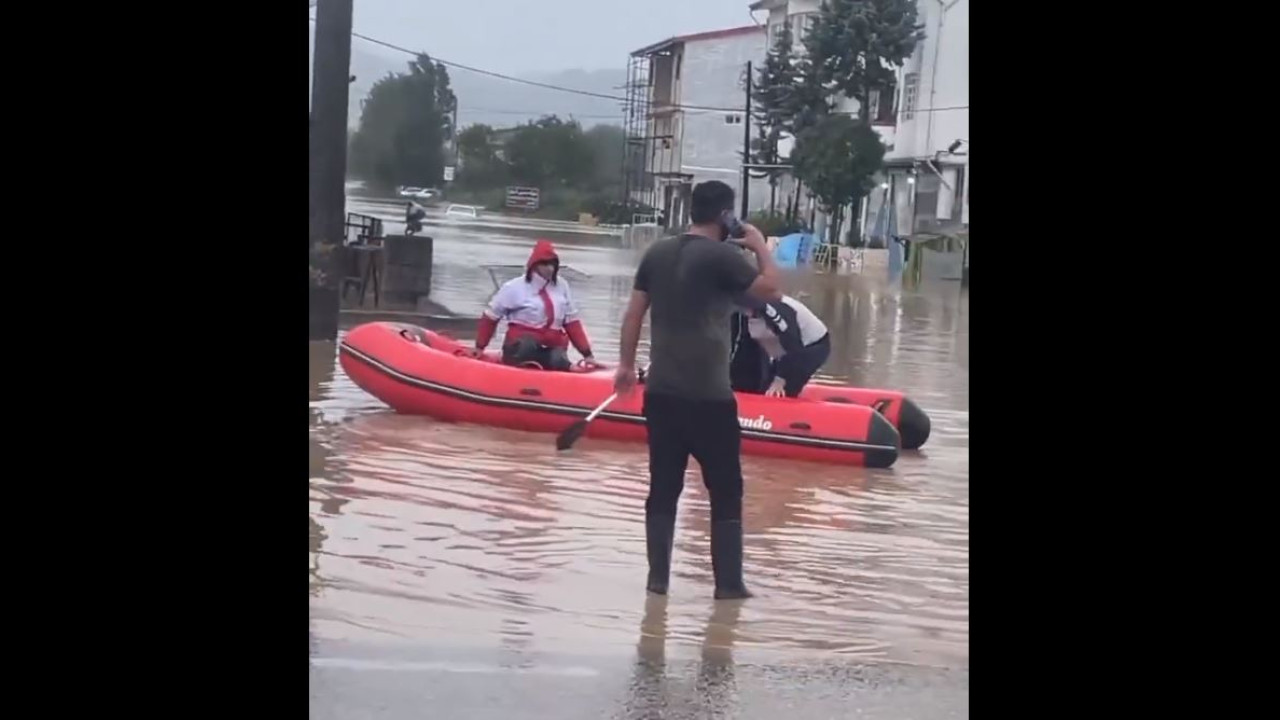 Πλημμύρες στο Ιράν – Βροχή ενός αιώνα στην Αστάρα (βίντεο)