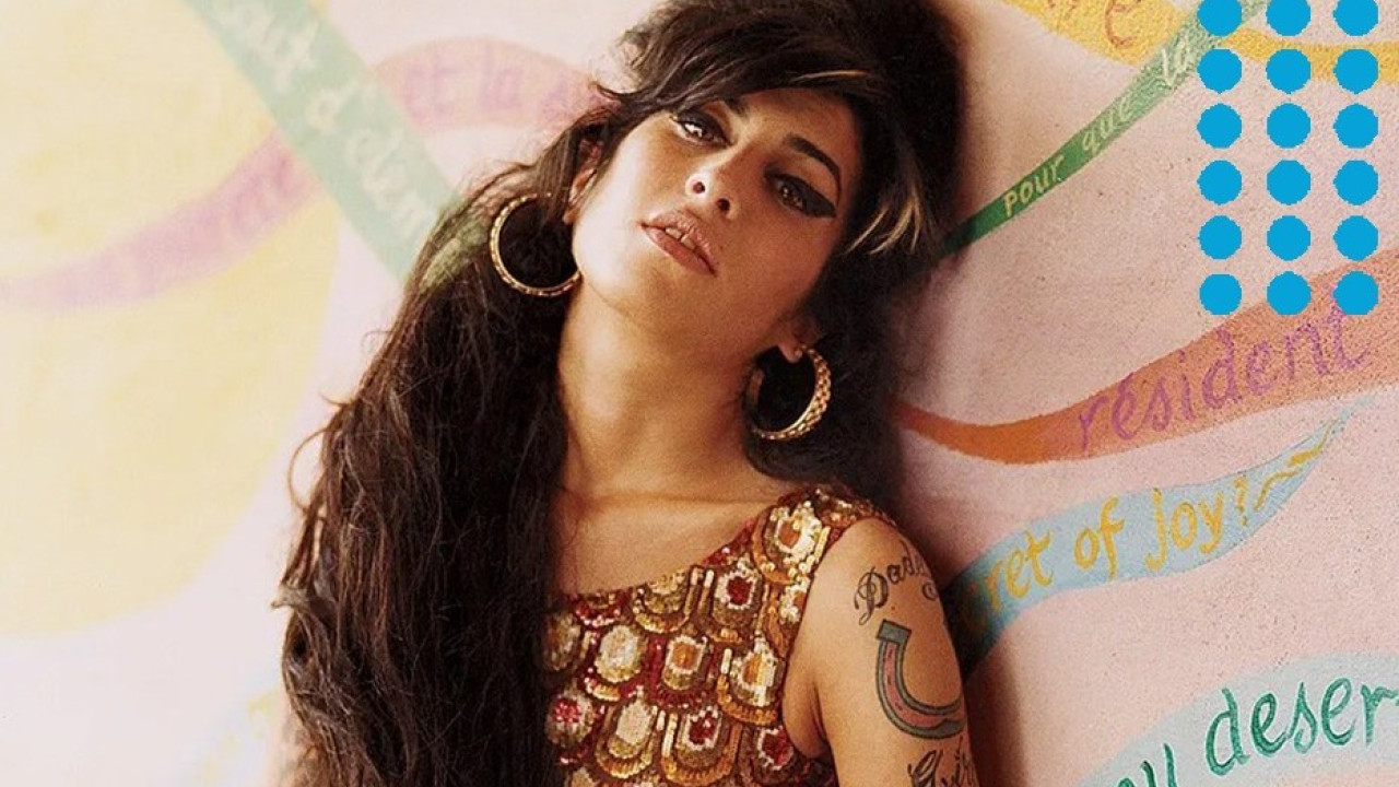 Amy Winehouse: Δείτε σπάνια πλάνα με αφορμή την 20ή επέτειο του «Frank»