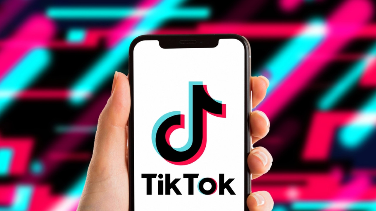 Πώς τα trends του TikTok μεταμορφώνουν το εργασιακό τοπίο