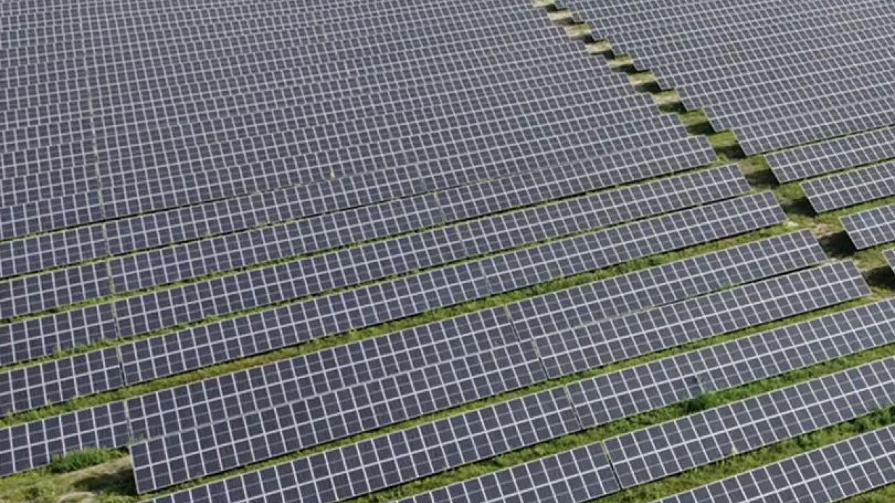 ΔΕΗ: Eurobank και Πειραιώς χρηματοδοτούν το φωτοβολταϊκό έργο ΔΕΗ Ανανεώσιμες στην Πτολεμαΐδα