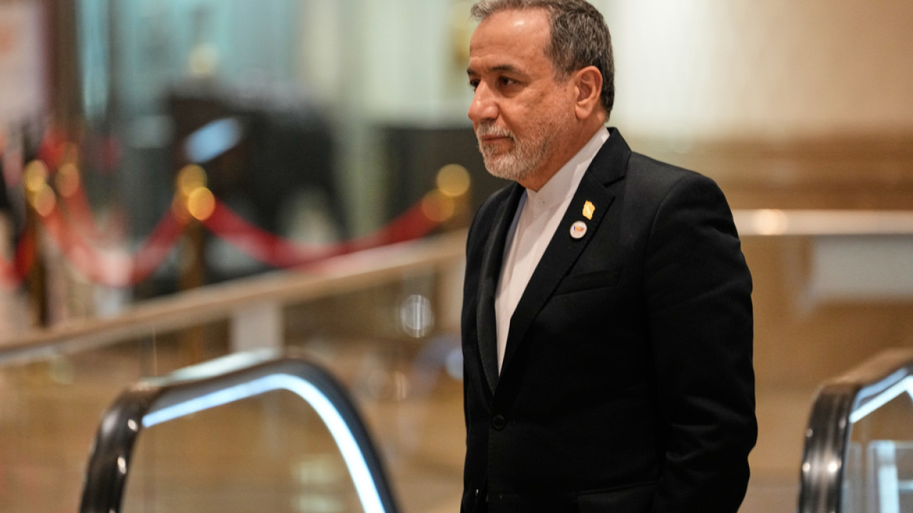 &Iota;&rho;ά&nu; &kappa;&alpha;&tau;ά &Iota;&sigma;&rho;&alpha;ή&lambda;: &laquo;&Kappa;ά&pi;&omicron;&iota;&omicron;&iota; &theta;έ&lambda;&omicron;&upsilon;&nu; &nu;&alpha; &xi;&alpha;&nu;&alpha;&sigma;ύ&rho;&omicron;&upsilon;&nu; &tau;&iota;&sigmaf; &Eta;&Pi;&Alpha; &sigma;&epsilon; &pi;ό&lambda;&epsilon;&mu;&omicron; - &laquo;&Eta; &Omicron;&upsilon;ά&sigma;&iota;&nu;&gamma;&kappa;&tau;&omicron;&nu; &theta;έ&lambda;&epsilon;&iota; &sigma;&upsilon;&nu;έ&chi;&iota;&sigma;&eta; &sigma;&upsilon;&nu;&omicron;&mu;&iota;&lambda;&iota;ώ&nu;&raquo;