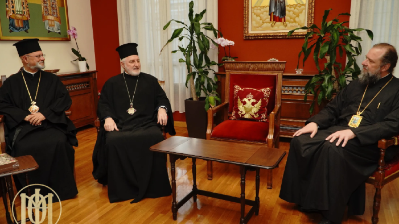 ΑΡΧΙΕΠΙΣΚΟΠΟΣ ΑΜΕΡΙΚΗΣ ΕΛΠΙΔΟΦΟΡΟΣ: ΛΙΠΟΘΥΜΗΣΕ ΚΑΤΑ ΤΗ ΘΕΙΑ ΛΕΙΤΟΥΡΓΙΑ ΣΕ ΕΚΚΛΗΣΙΑ ΤΗΣ ΚΑΛΑΜΑΡΙΑΣ