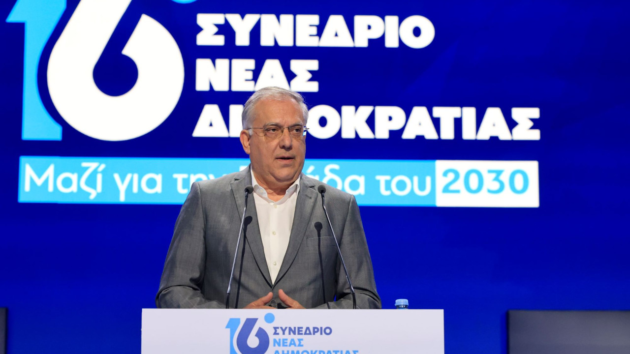Θεοδωρικάκος στο Συνέδριο της ΝΔ: Δεν θα είχαμε πετύχει τίποτα αν δεν έδινε η παράταξη τις μάχες ενωμένη