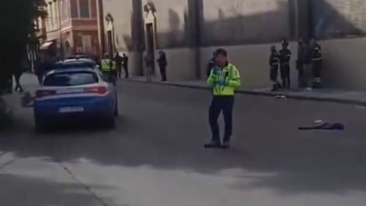 Τρόμος στην Ιταλία: Οδηγός έπεσε σε πλήθος πεζών - Τουλάχιστον 7 τραυματίες - Δείτε βίντεο