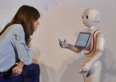 Άνθρωποι και ρομπότ