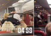 Χάος σε πτήση Λάρνακα-Μάντσεστερ: Γυναίκα γδύθηκε και φώναζε «Allahu Akbar»