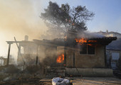 Σπίτι καίγεται στην Πεντέλη 