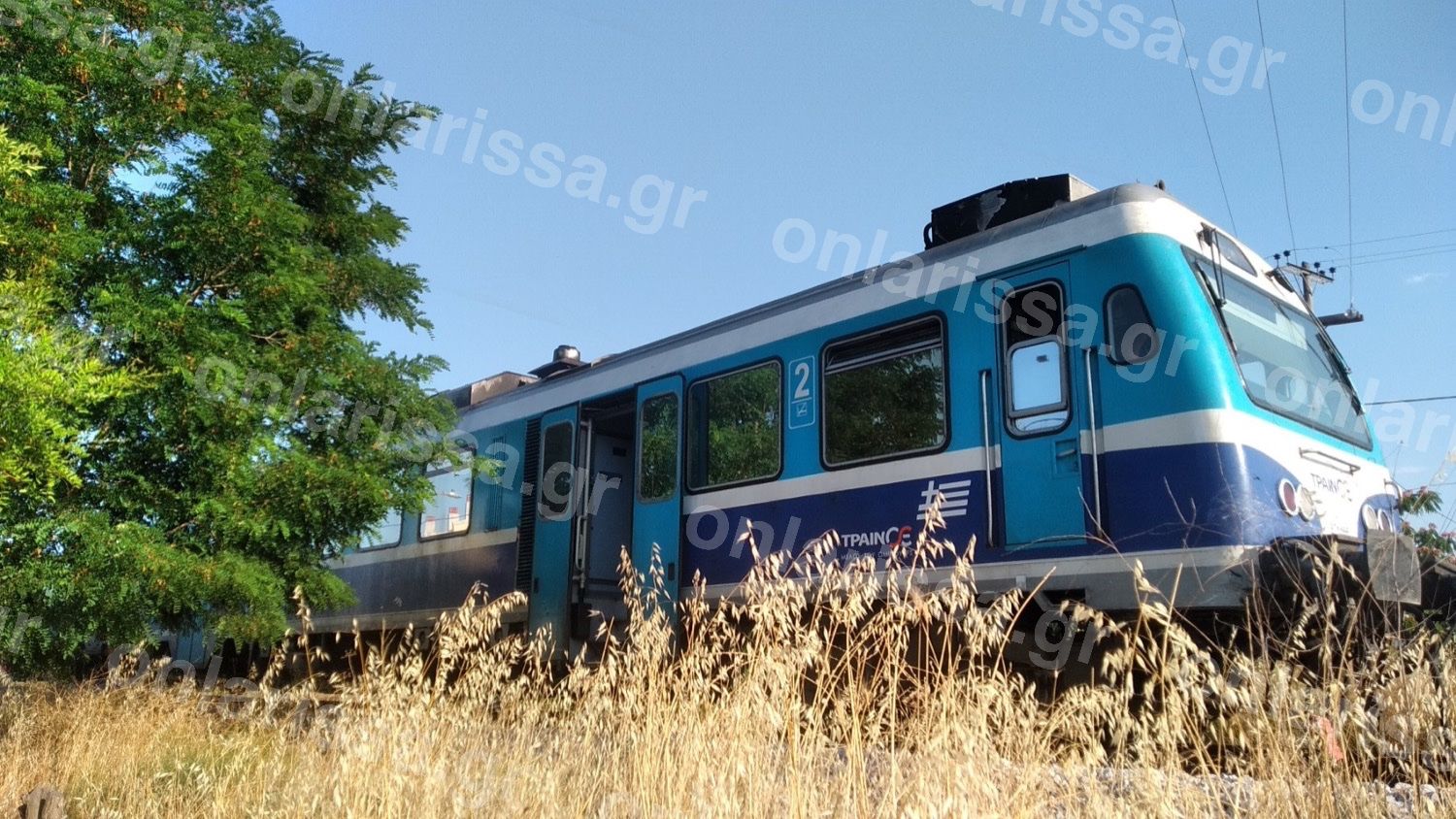 Σύγκρουση τρένου με όχημα  στη Λάρισα