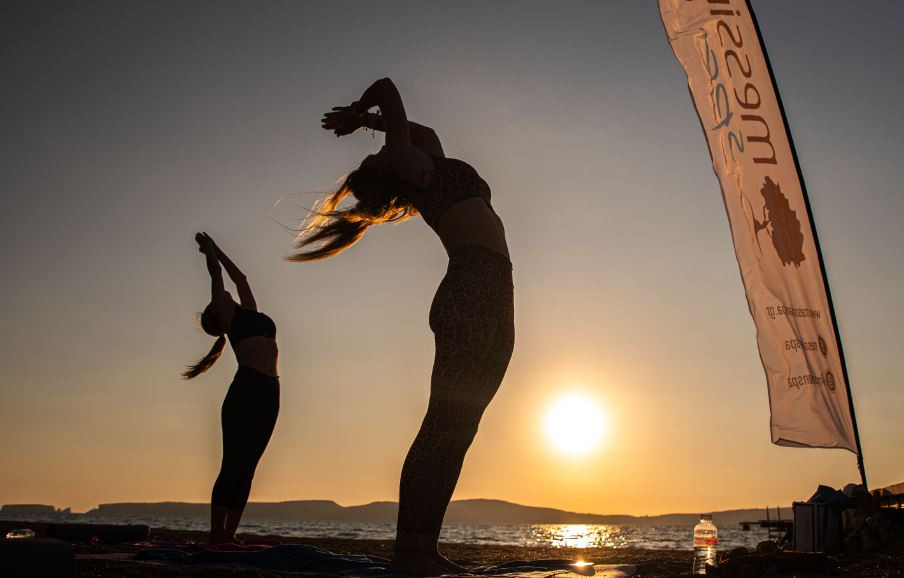 27_Yoga by Elias Lefas