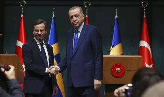 Ερντογάν με Σουηδό πρωθυπουργό