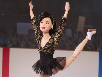 Kristi Yamaguchi: Η Ολυμπιονίκης έγινε κούκλα Barbie
