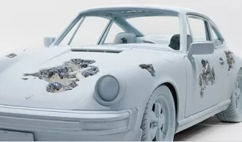 Έκθεση με «διαβρωμένα» αυτοκίνητα στο Λος Άντζελες