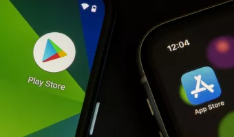 Apple store Google Play 