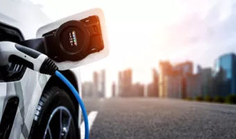 Αυτοκίνητο: Τα λιγοστά σημεία φόρτισης ηλεκτρικών οχημάτων, το μεγαλύτερο πρόβλημα για τις αυτοκινητοβιομηχανίες στην ΕΕ, σύμφωνα με έρευνα της McKinsey