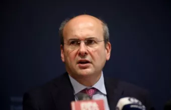 Χατζηδάκης: Έρχεται νέα, μόνιμου χαρακτήρα ρύθμιση για τα αυθαίρετα