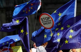 Brexit: Back - STOP στη συμφωνία Βρετανίας – ΕΕ από τους Βορειοϊρλανδούς του DUP