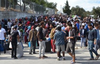 Αποσυμφόρηση στο προσφυγικό: Σε ποια πρώην στρατόπεδα θα φιλοξενηθούν μετανάστες