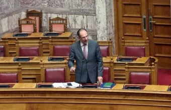 Γεραπετρίτης για αναθεώρηση : Δεν εμποδίζεται συνταγματικά το ουδετερόθρησκο κράτος
