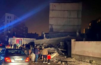 Ισχυρός σεισμός στην Αλβανία αισθητός και στην Ελλάδα - Κατέρρευσαν πολυκατοικίες (pics, vids)