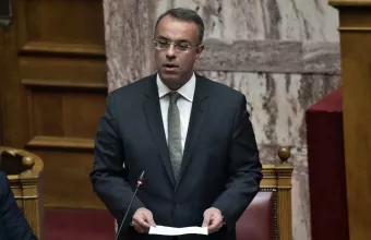Σταϊκούρας: Πάταξη φοροδιαφυγής 2,05 δις ευρώ από τη διεύρυνση των ηλεκτρονικών συναλλαγών