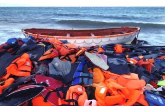 Πάνω από 300 πρόσφυγες και μετανάστες στα ελληνικά νησιά το τελευταίο 24ωρο