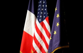 Έξαλλοι οι Γάλλοι με τις ΗΠΑ για τους δασμούς – Απειλούν με αντίποινα