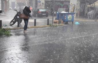 Μεσογειακός κυκλώνας Ιανός: Σε επιφυλακή οι δήμοι της Αττικής-Καθαρισμός φρεατίων και ρεμάτων