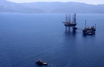 «Θα βυθίσουμε ακόμη και τουρκικά γεωτρύπανα» λέει ο αρχηγός Στόλου Λιβύης