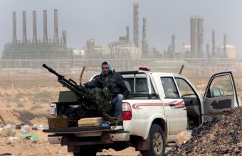 Λιβύη: Ο Χαφτάρ έκλεισε τις κάνουλες του πετρελαίου εντείνοντας την πίεση στον Σάρατζ 