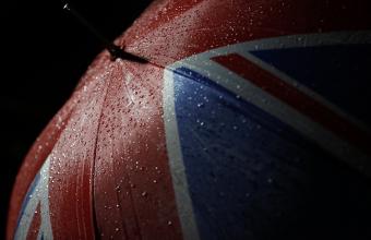 Νέες βροχοπτώσεις και προειδοποιήσεις για πλημμύρες στη Βρετανία