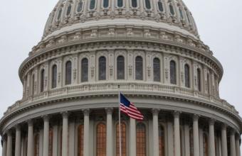 ΗΠΑ: Τουλάχιστον 13 μέλη της Βουλής των Αντιπροσώπων και της Γερουσίας φέρονται να έχουν νοσήσει από κορωνοϊό
