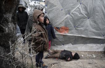 Γερμανικός Τύπος: Προσφυγόπουλα με σοβαρές ψυχικές διαταραχές στη Μόρια