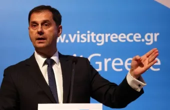 Θεοχάρης στον ΣΚΑΪ 100.3 : Με καμπανια θα κερδίσουμε το χαμένο έδαφος στον τουρισμό