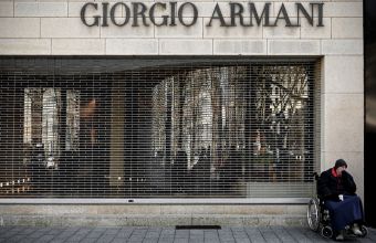 Κορωνοϊός - Ιταλία: Ιατρικές στολές θα φτιάξει ο Οίκος Armani