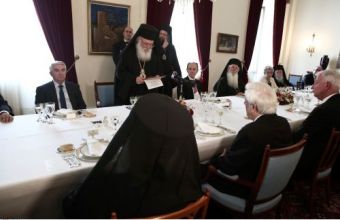 Ιερά Σύνοδος Εκκλησίας Ελλάδος για κορωνοϊό: Συνεχίζουμε να κοινωνούμε κανονικά