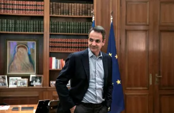 Στις 7 το απόγευμα το μήνυμα Μητσοτάκη για την αύξηση του κατώτατου μισθού