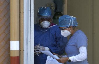 Μεξικό: Η πρώτη ασθενής που νοσεί ταυτόχρονα από κορωνοϊό και γρίπη Α (H1N1) 