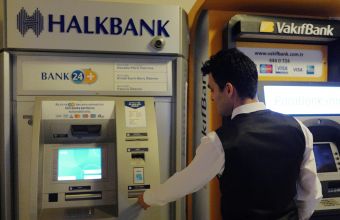 Η τουρκική λίρα καταρρέει – Ο Ερντογάν παίρνει μέτρα εναντίον ξένων τραπεζών