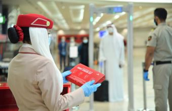 Η Emirates ξεκινάει πτήσεις με μέτρα ασφάλειας για τον κορωνοϊό