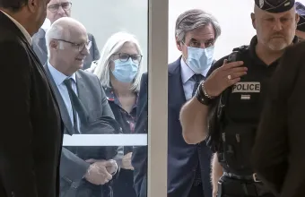 Γαλλία: Σε φυλάκιση 5 ετών καταδικάσθηκε ο πρώην πρωθυπουργός Φρανσουά Φιγιόν 