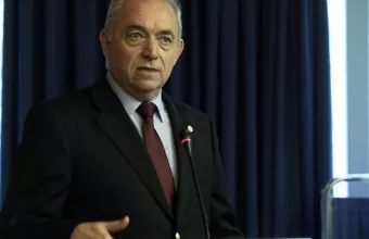 Λέκκας: Πού οφείλεται η ταχύτατη εξάπλωση της καταστροφικής πυρκαγιάς στη Βαρυμπόμπη