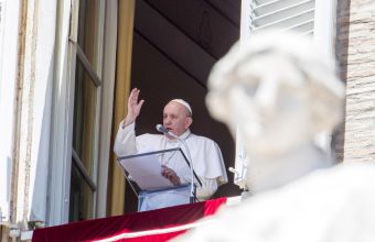 Επανήλθε για Αγία Σοφία ο Πάπας Φραγκίσκος: Πονάω πολύ
